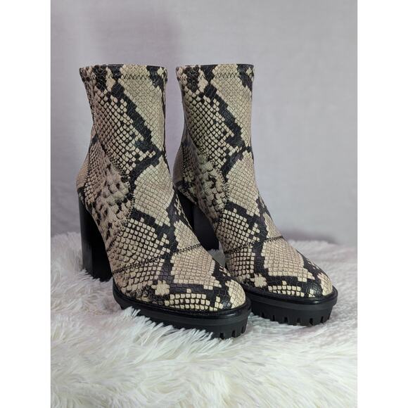 Vince Camuto Shoes - Vince Camuto Sz 7 Erettie Lug Sole Platform Block Heel Booties Black/White Snake